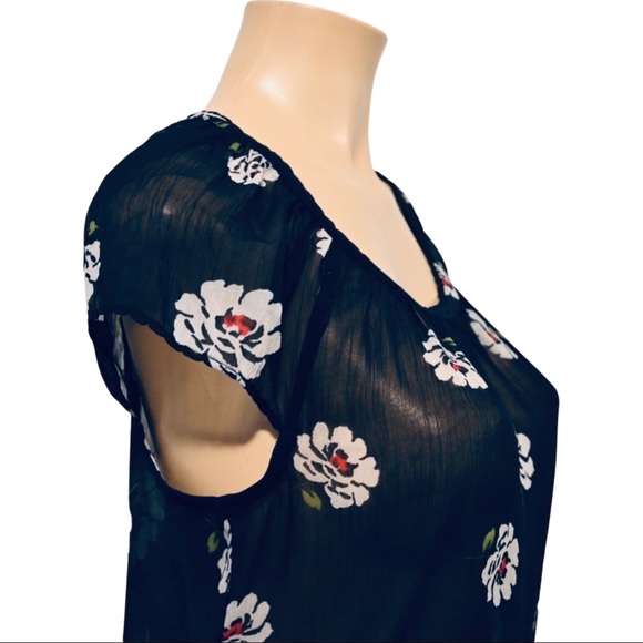 🦋Abercrombie & Fitch Navy Blue Floral Sheer M Top🦋 - Picture 7 of 7